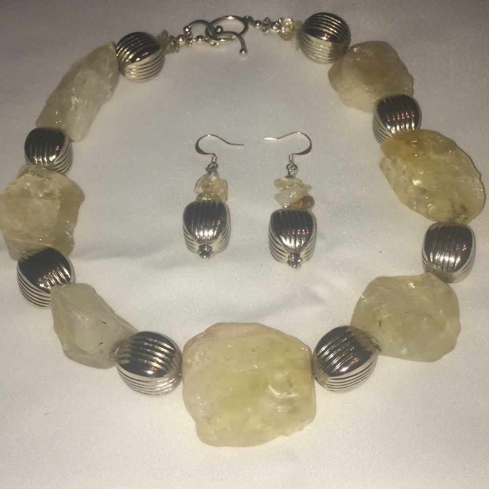 Custom-made Earrings/Necklace Combo